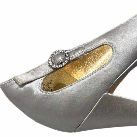 Enzo Angiolini Shoes Womens 8.5M Silver Satin Pump Buckle Bridal Gala Cocktail - Picture 15 of 16